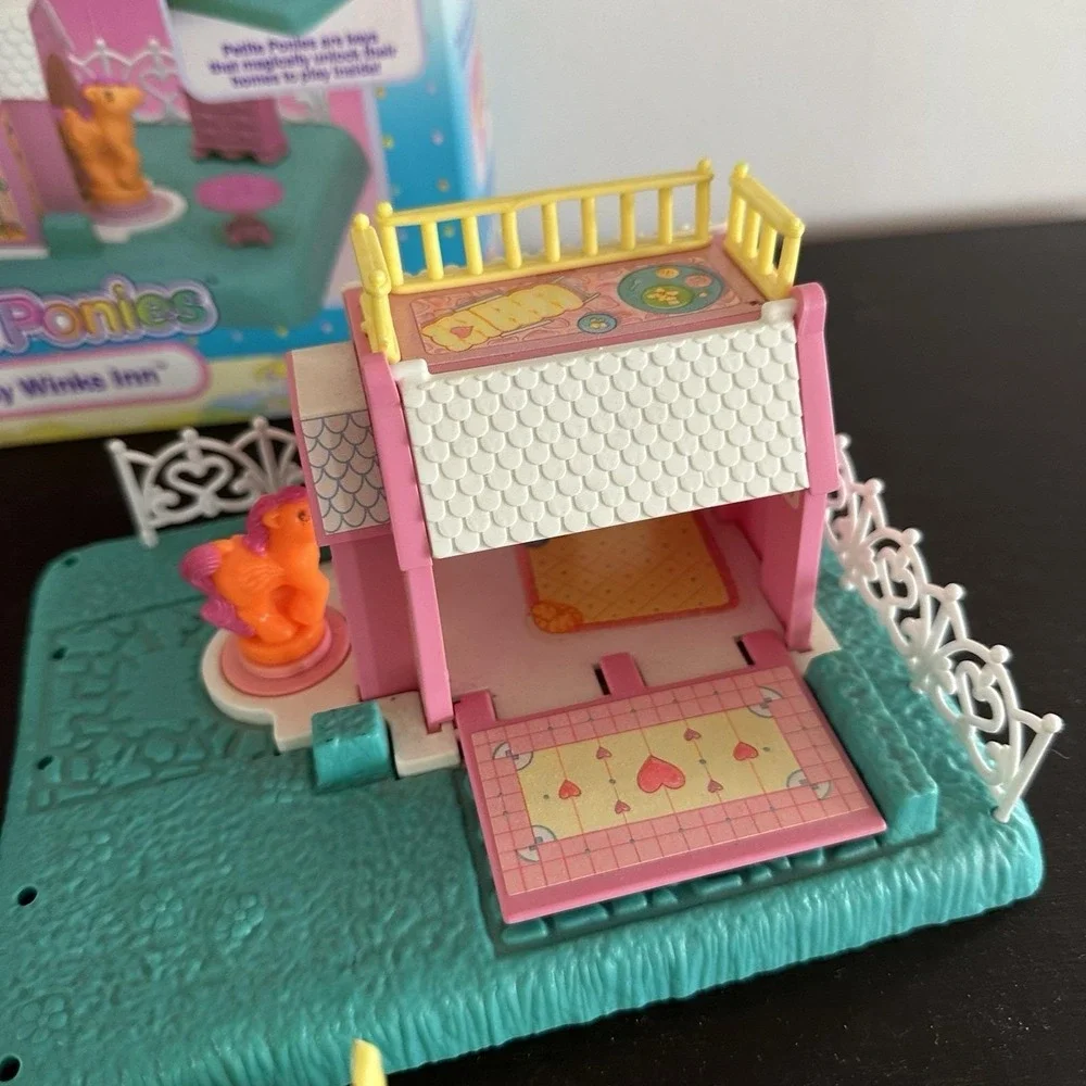 Vtg Petite Ponies My Little Pony Mini Whinny Winks Inn With Box